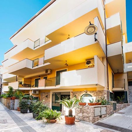 Le Tartarughe Aparthotel Letojanni Luaran gambar
