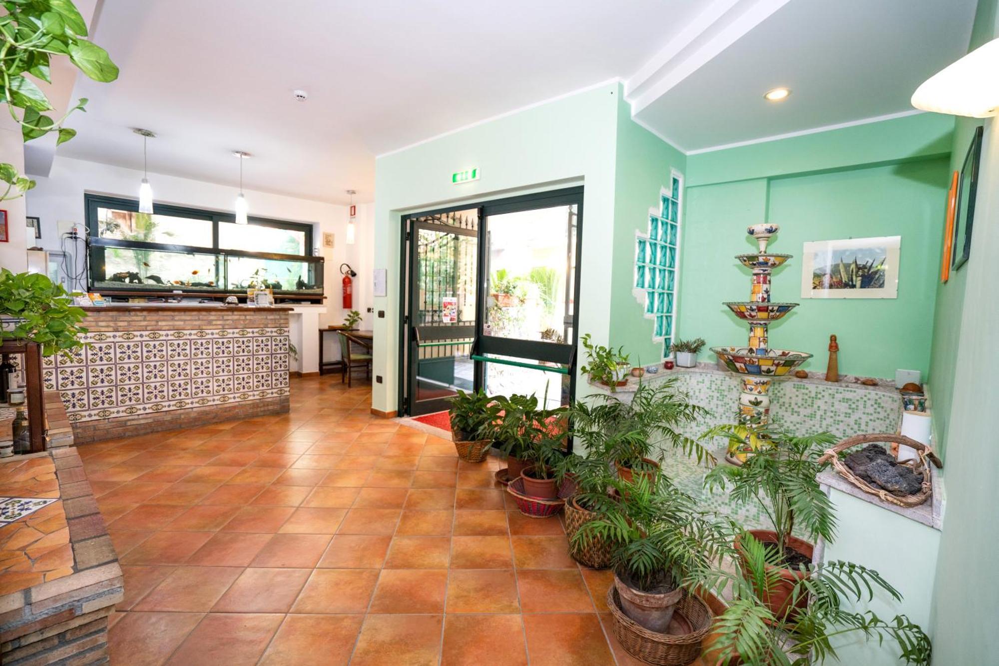 Le Tartarughe Aparthotel Letojanni Luaran gambar