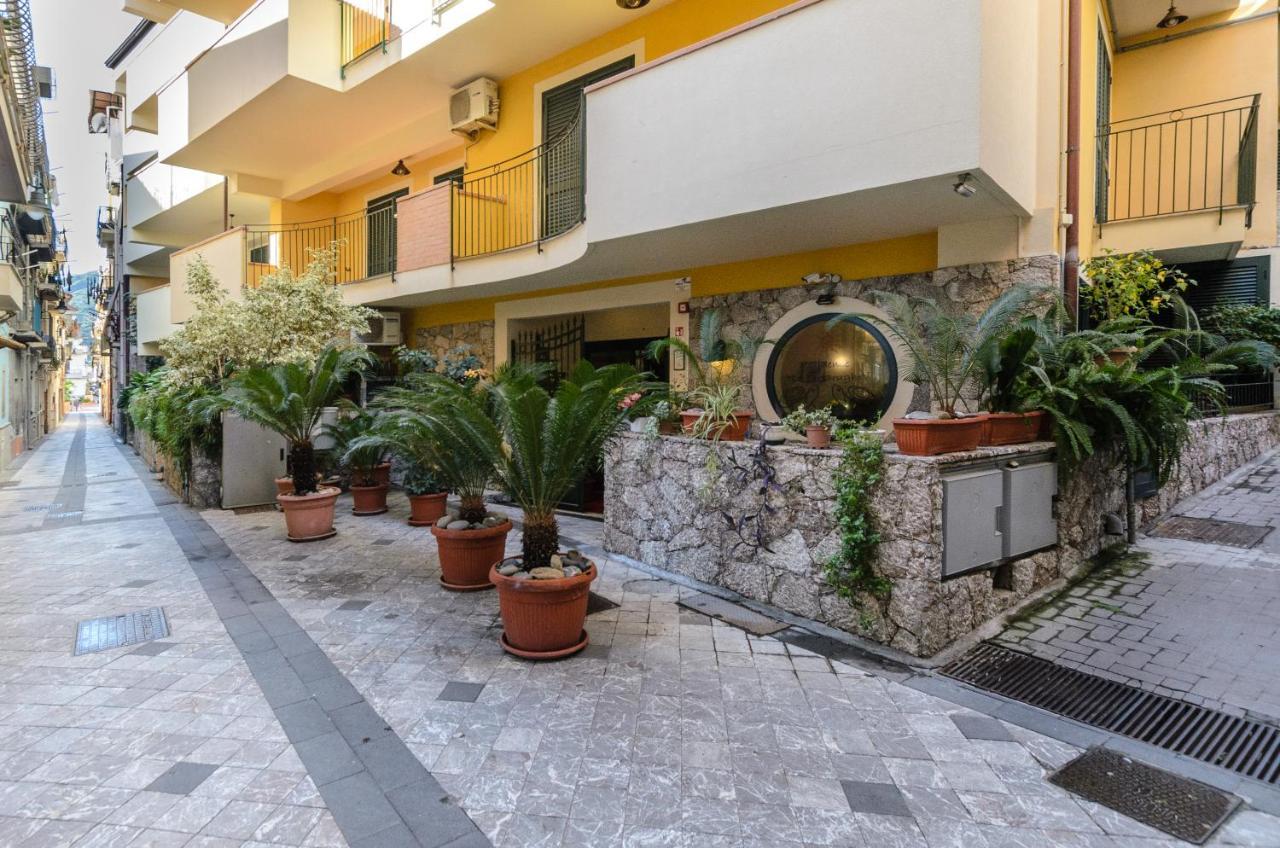 Le Tartarughe Aparthotel Letojanni Luaran gambar